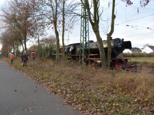 Dampflokomotive 23 042 am 27.11.2011 bei Erbach (Eltville)