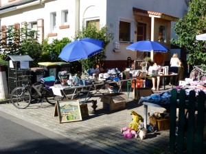 Erster Höfeflohmarkt im Heimchen (1)