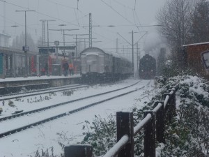 Umsetzen von 52 4867 im Bahnhof Frankfurt-Griesheim