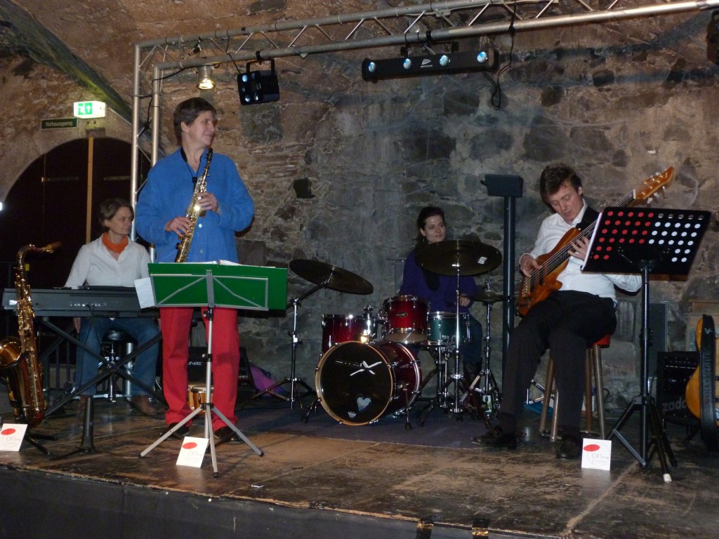 Die Off Time Connection im Höchster Schlosskeller