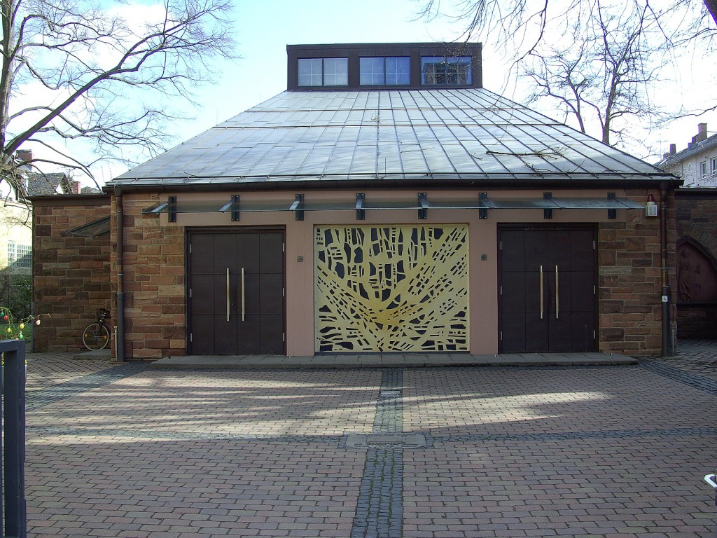 St. Johannes Apostel in Frankfurt am Main Unterliederbach