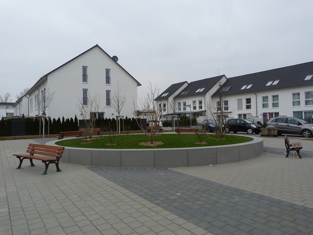 Der Zaubernussplatz in Frankfurt am Main Unterliederplatz