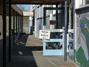 Wahlraum für den Wahlbezirk 622-01 - Oberbürgermeisterwahl in Frankfurt am Main 2012