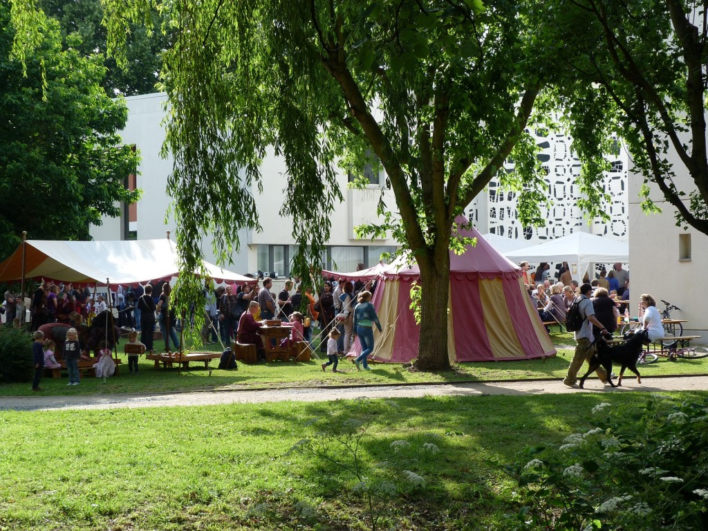 Wiesenfest an der Unterliederbacher Stephanuskirche