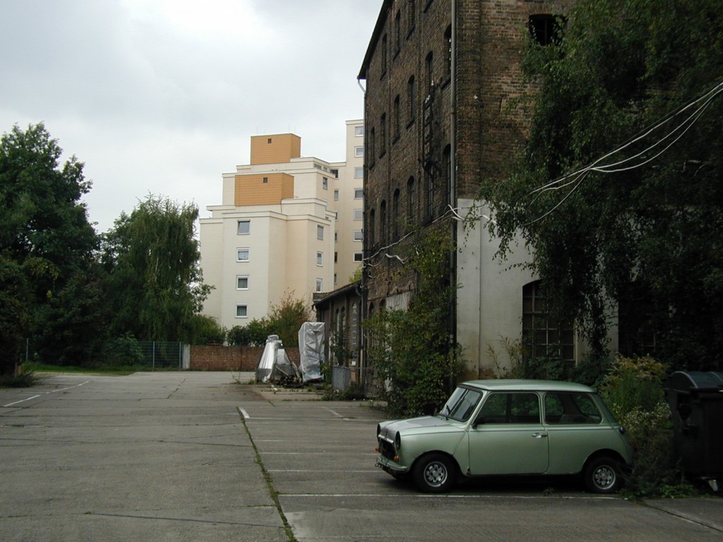 Gelände der ehemaligen Lederfabrik Graubner + Scholl in Frankfurt am Main Unterliederbach. (September 2000)