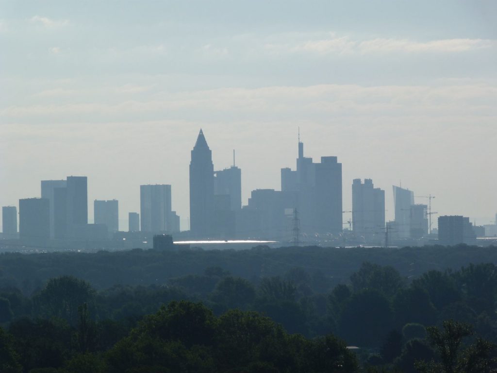 Frankfurt am Main, Skyline von Westen gesehen