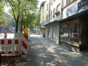 Bushaltestelle "Euckenstraße" in Frankfurt am Main Unterliederbach