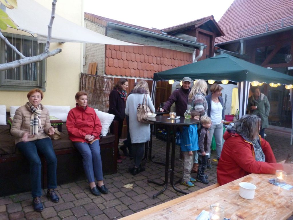 Hofkonzert des Stadtteilwohnzimmer e.V. mit den Tutonics