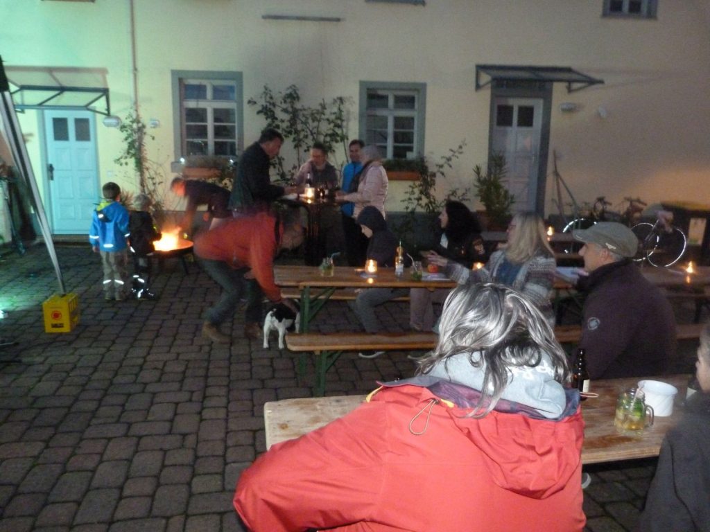 Hofkonzert des Stadtteilwohnzimmer e.V. mit den Tutonics