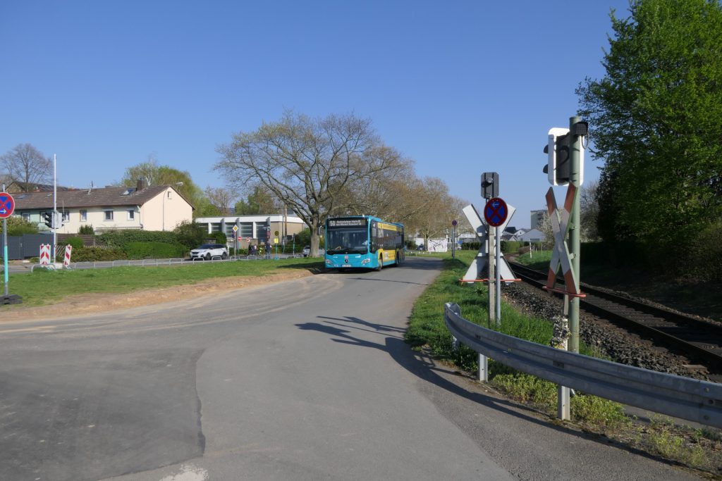 Bus der Linie 50 in Unterliederbach