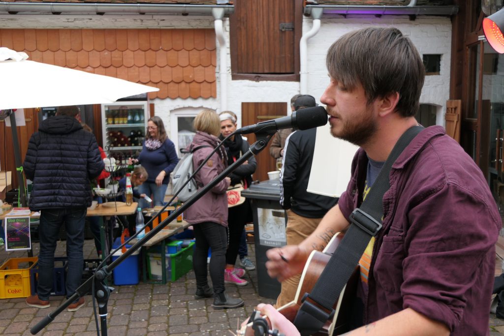 Hoffest des Stadtteilwohnzimmers Unterliederbach - Luger