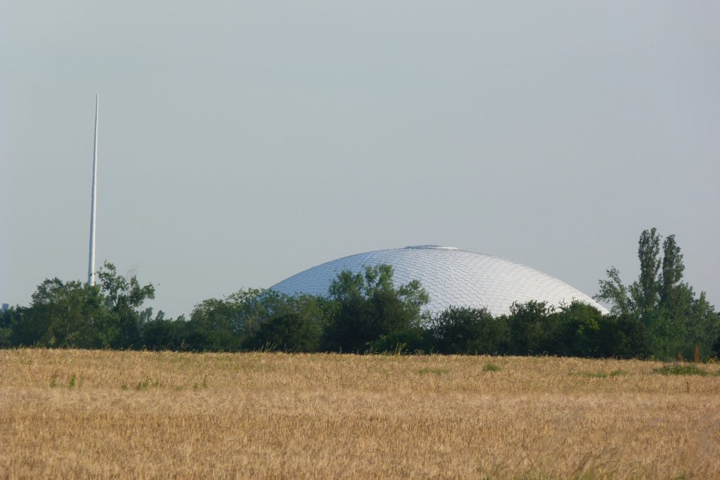 Jahrhunderthalle in Frankfurt am Main Unterliederbach