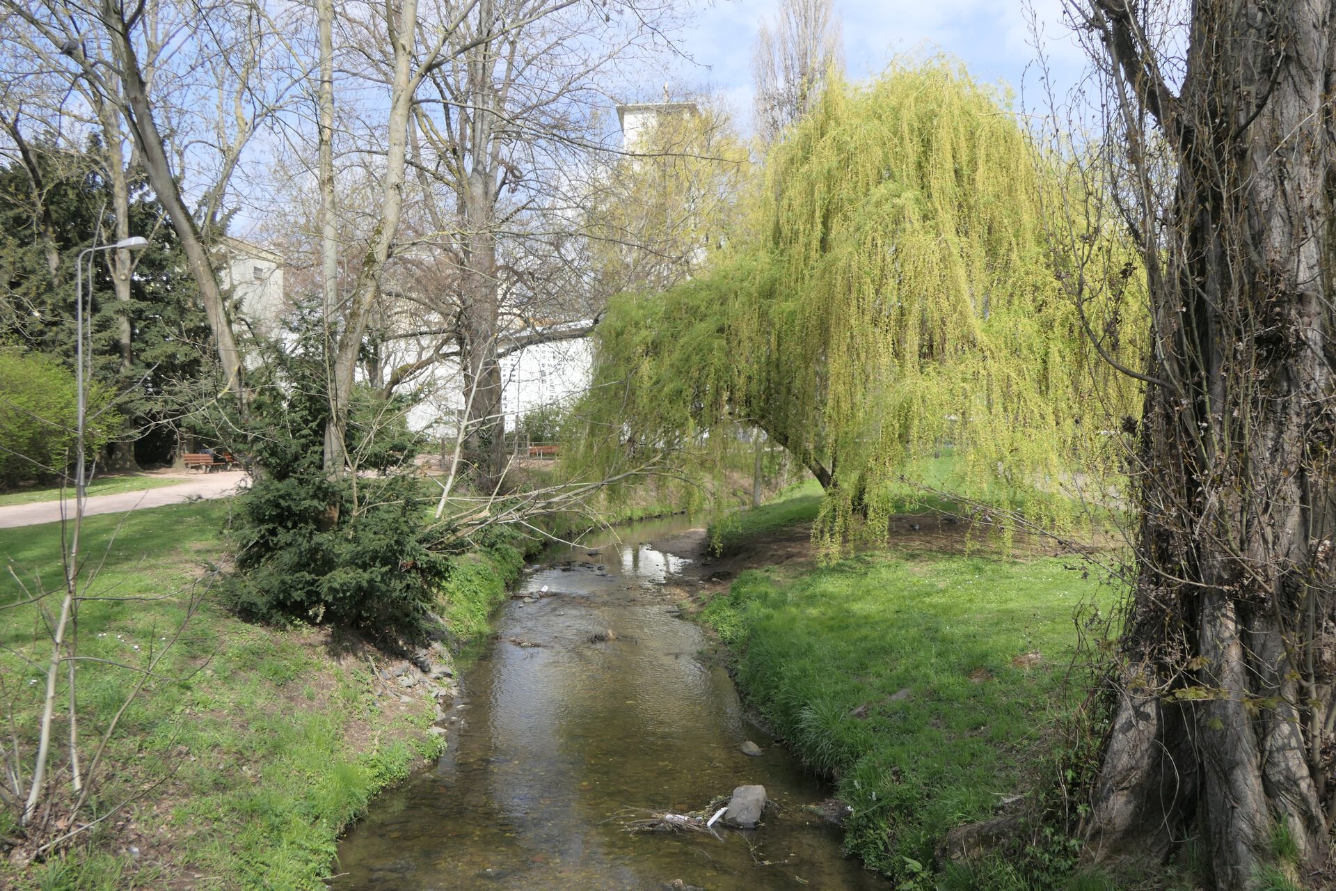 Liederbach in Frankfurt am Main Unterliederbach mit Stephanuskirche