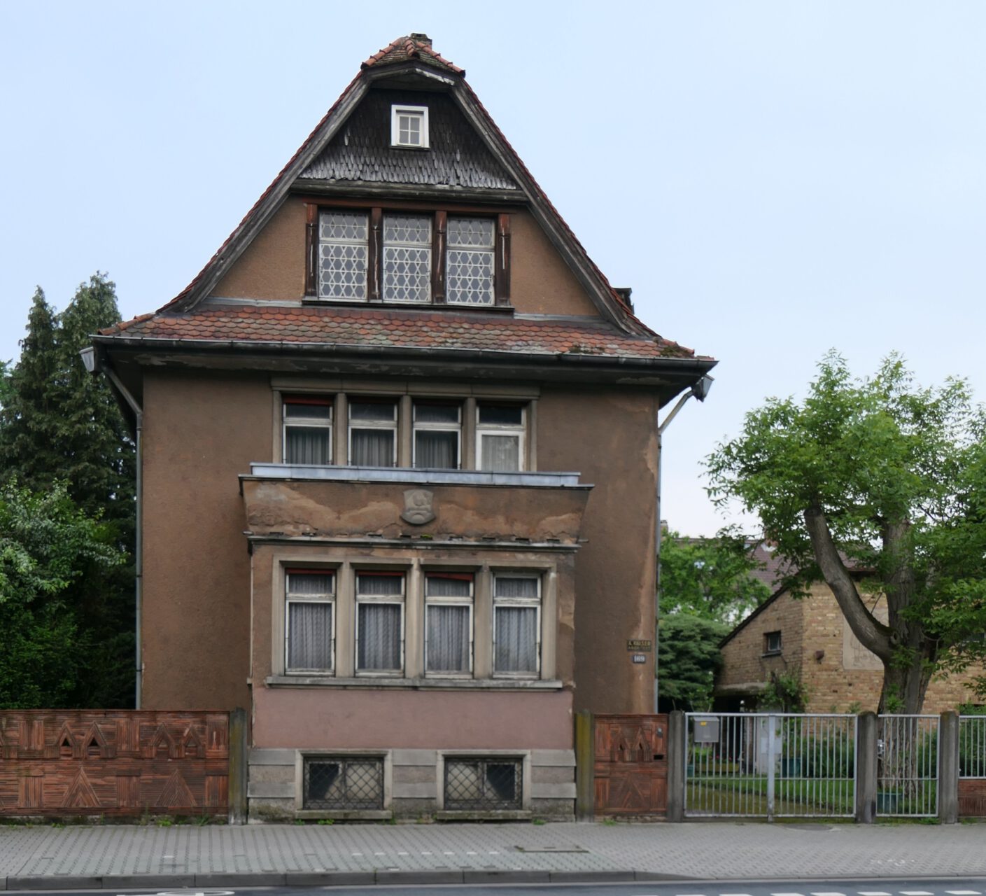 Haus auf der Königsteiner Straße in Frankfurt am Main Unterliederbach