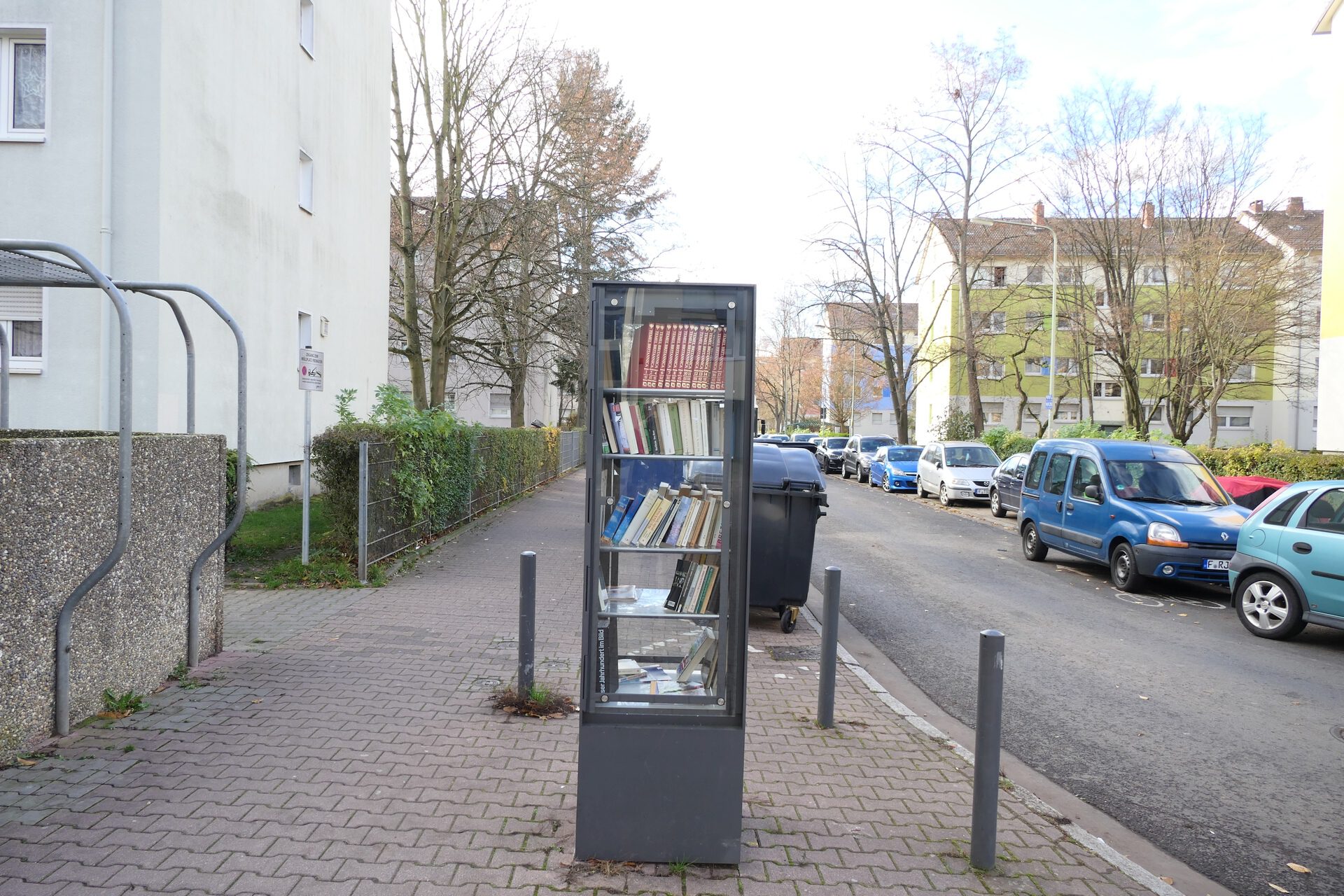 Öffentlicher Bücherschrank in der Sieringstraße