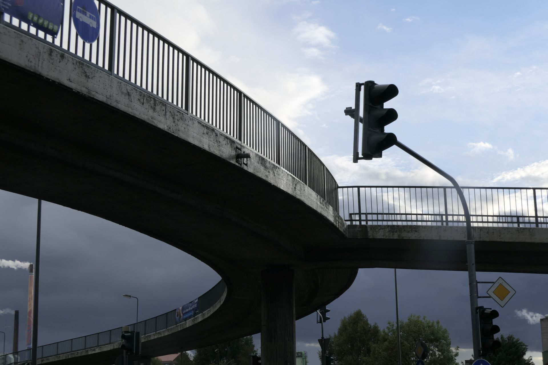 Frankfurt am Main Höchst, Fußgängerbrücke