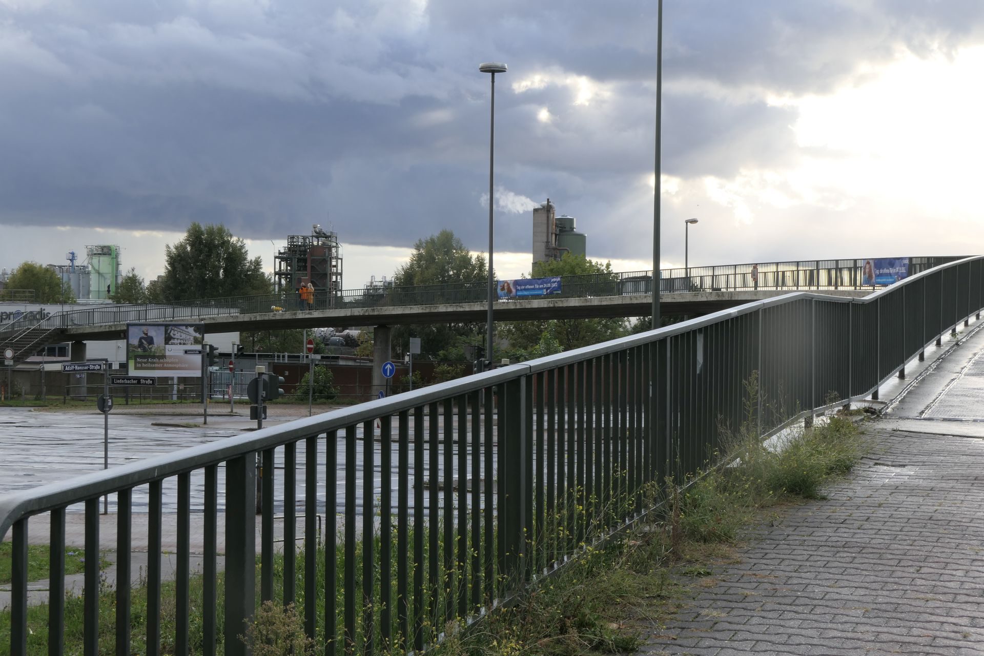 Frankfurt am Main Höchst, Fußgängerbrücke