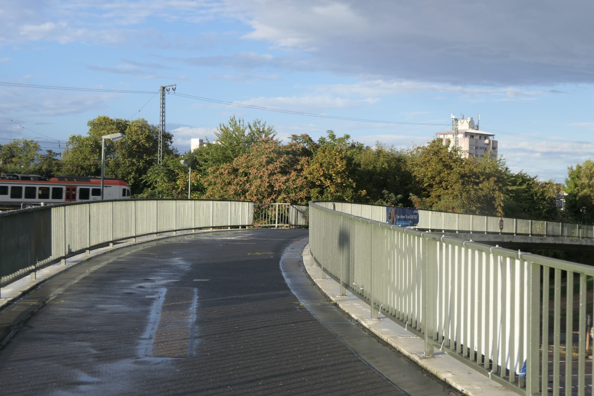 Frankfurt am Main Höchst, Fußgängerbrücke