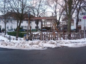 Frankfurt am Main Unterliederbach, Spieplatz Chattenweg / Langobardenweg