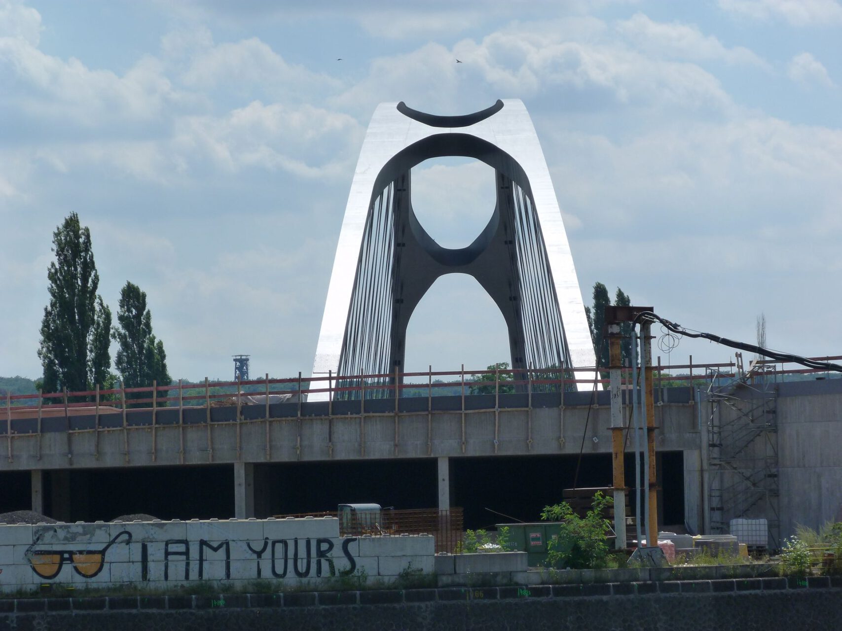 Osthafenbrücke, Frankfurt am Main, Goetheturm (alt)