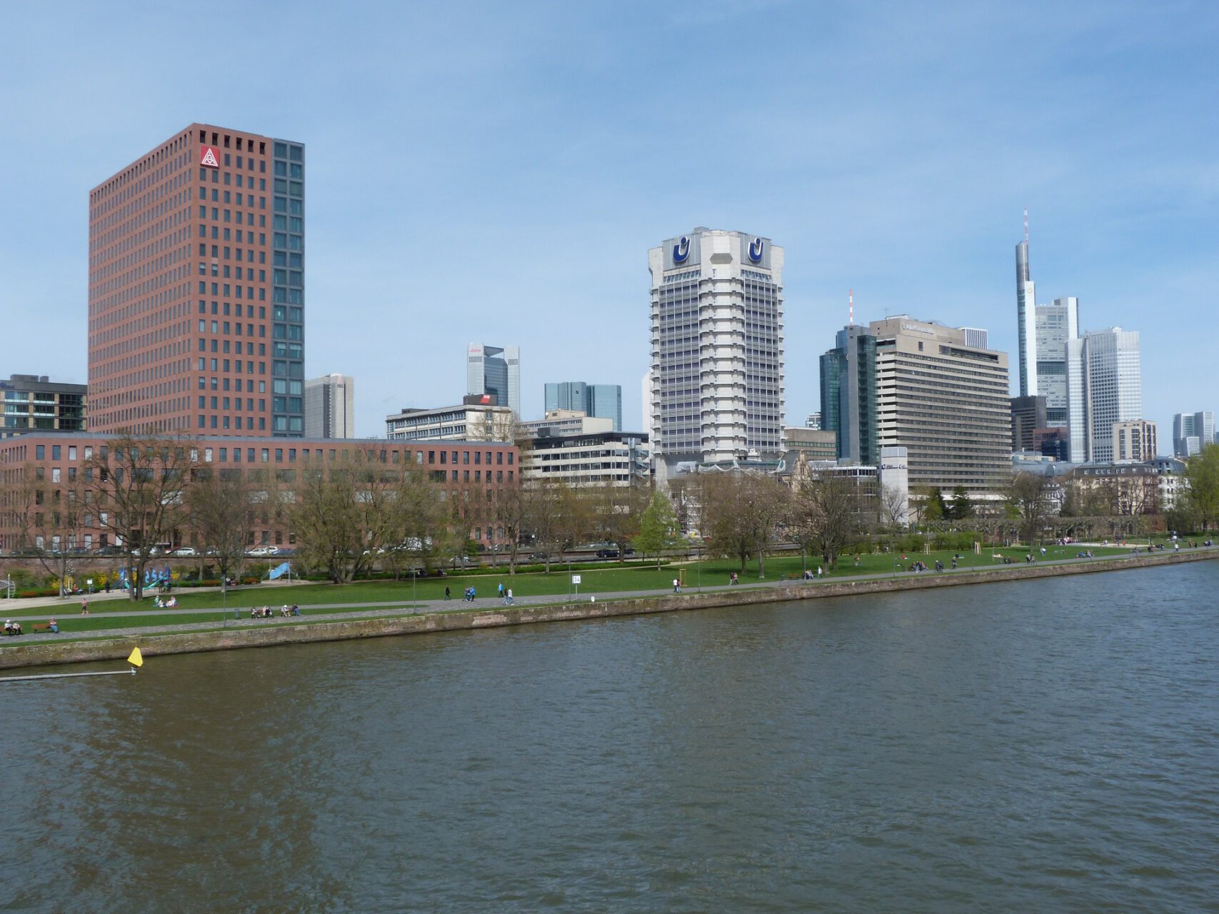 Frankfurt am Main, Bahnhofsviertel, Mainfront