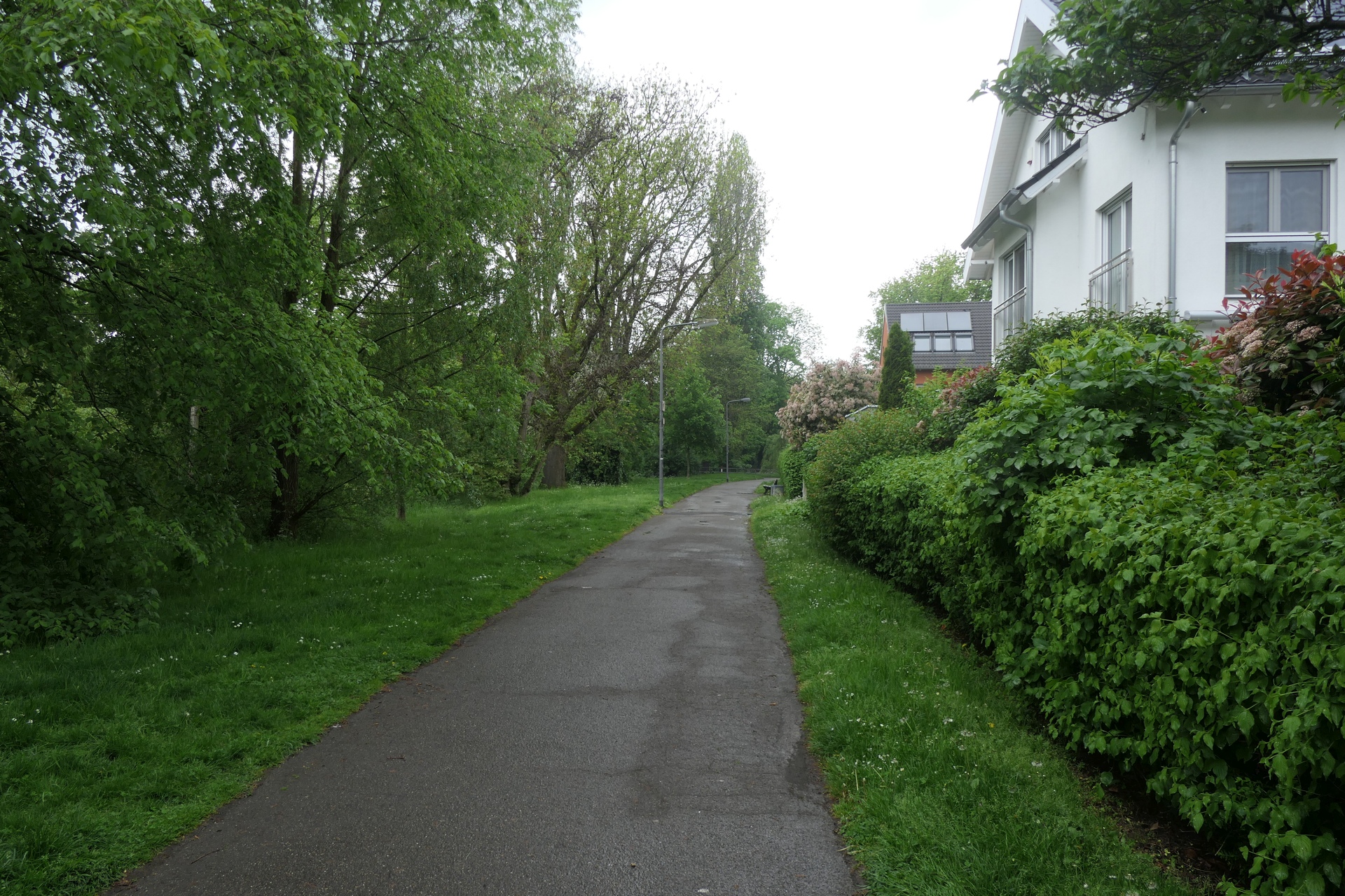 Astronomenweg, Frankfurt am Main Unterliederbach
