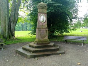 Denkmal im Kurpark Bad Homburg