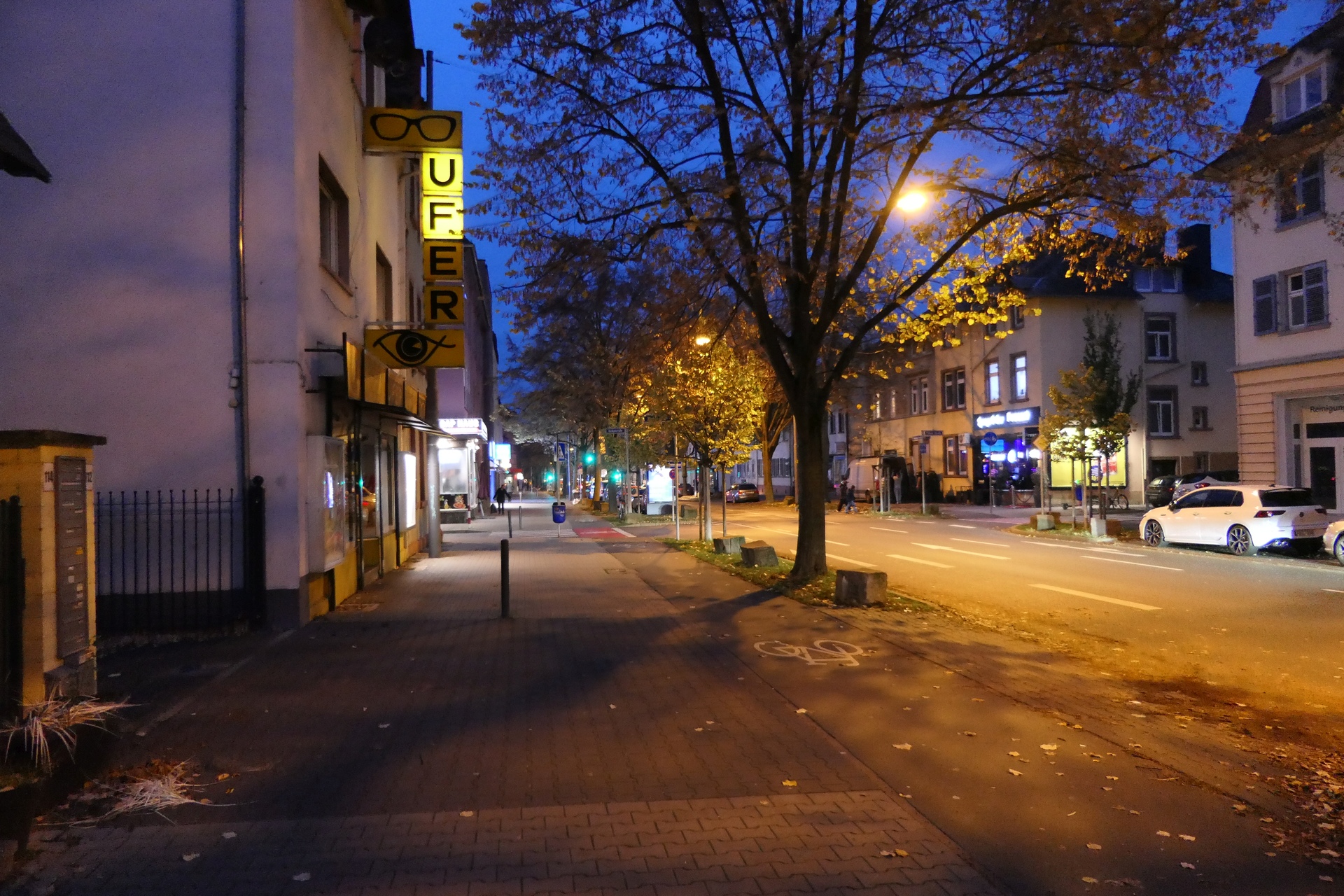 Frankfurt am Main Unterliederbach, Königsteiner Straße