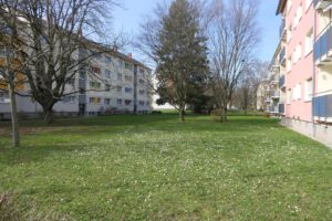 Frankfurt am Main, Unterliederbach, Sieringstraße, Frühling