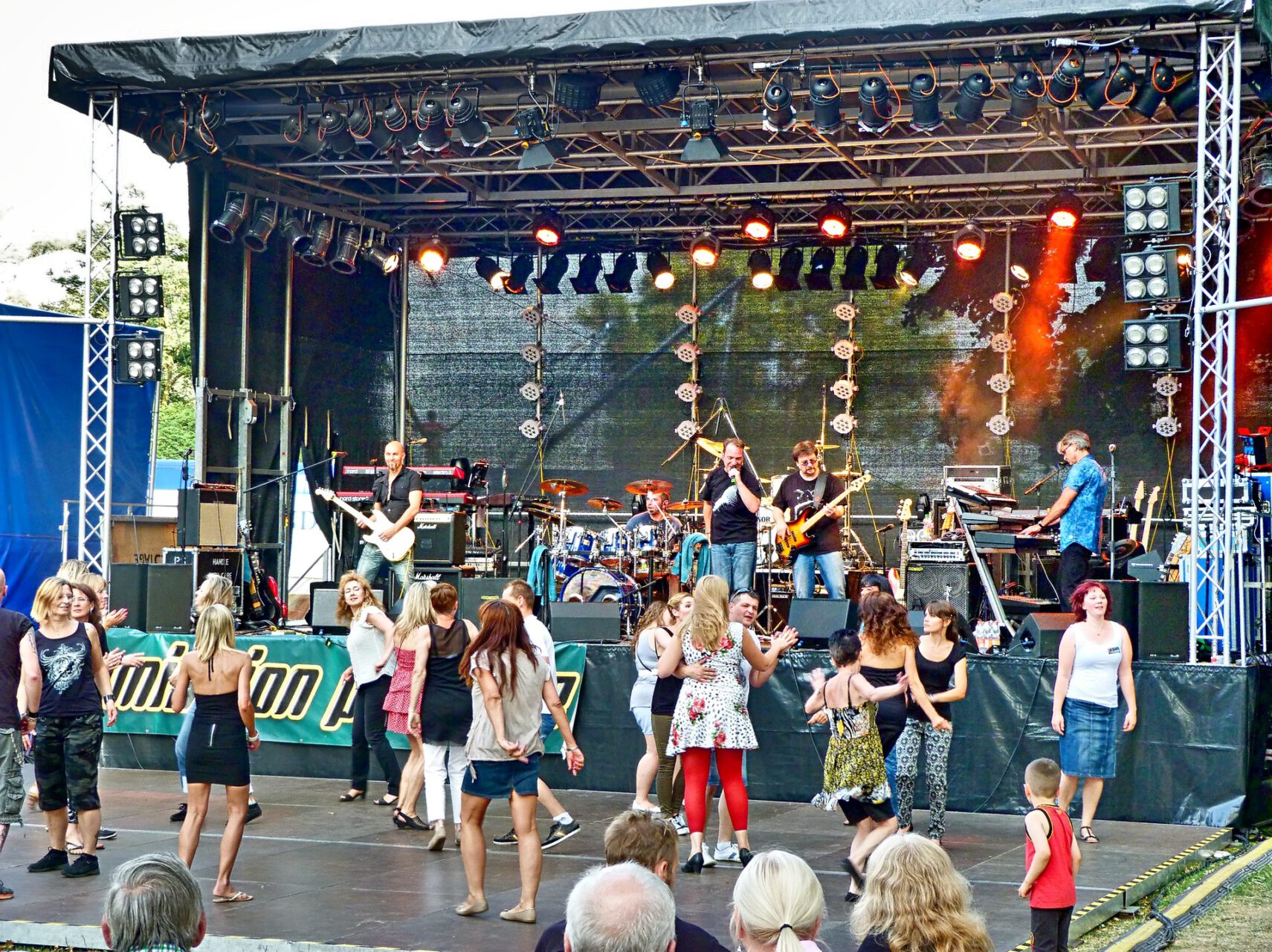 Frankfurt am Main, Höchst, Mission Possible, Tanz