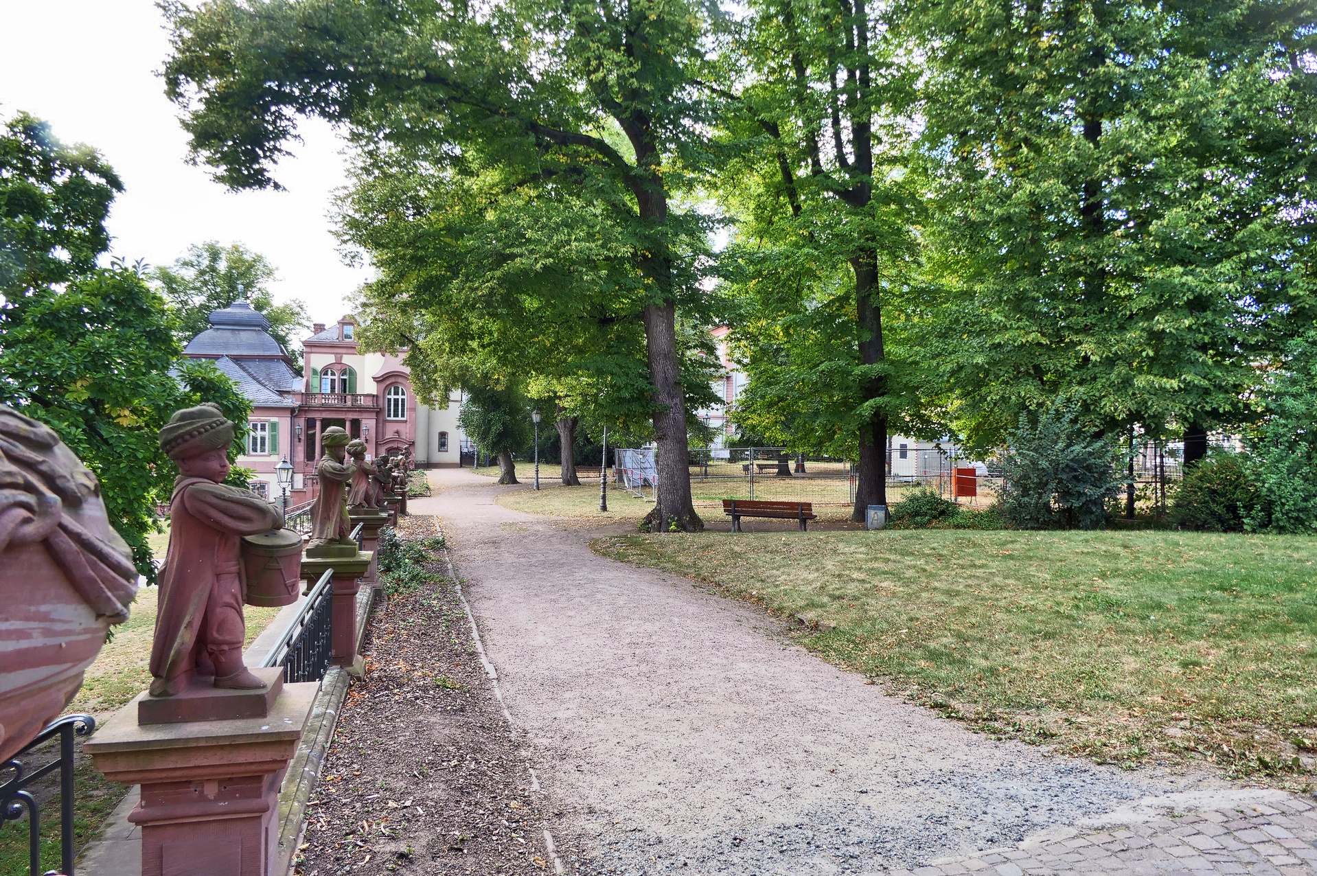 Frankfurt am Main, Höchst, Bolongarogarten, Pavillon