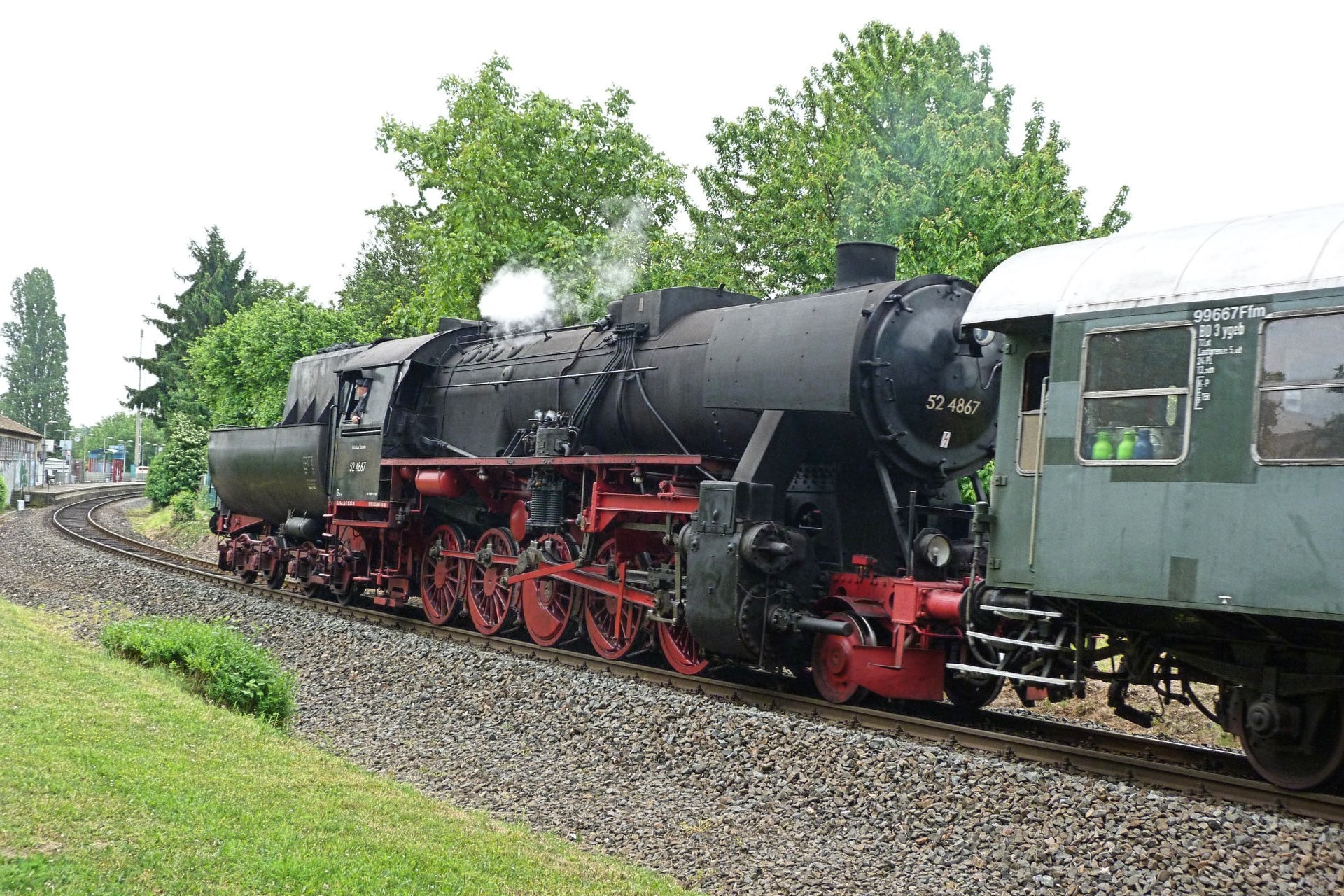 Frankfurt am Main, Unterliederbach, 52 4867, Güterzugdampflokomotive